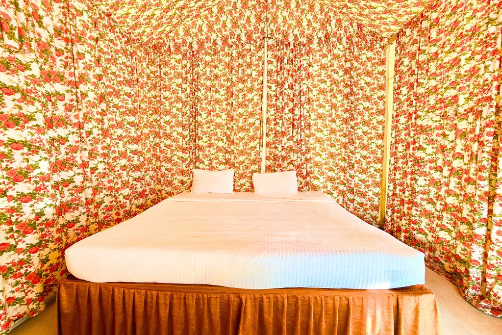 Cabana Room